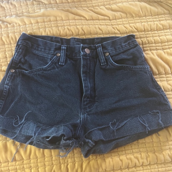 BLACK WRANGLER SHORTS - Picture 1 of 3
